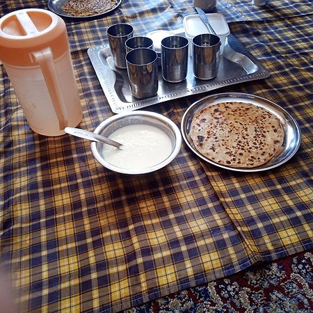 Bed and Breakfast Mir Manzil Srīnagar Exterior foto