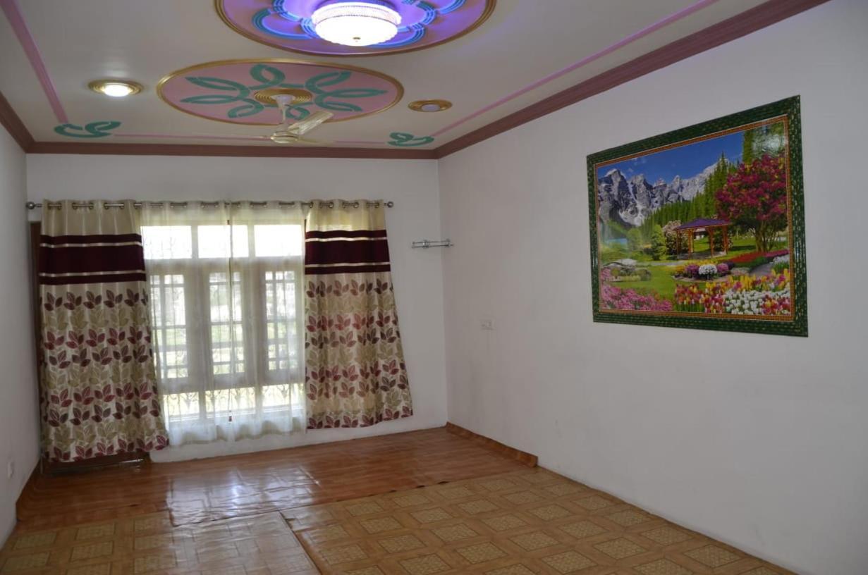 Bed and Breakfast Mir Manzil Srīnagar Exterior foto