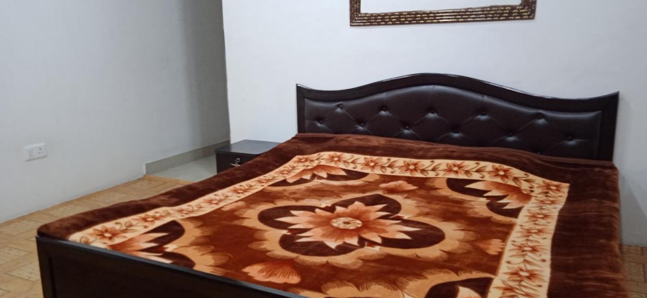 Bed and Breakfast Mir Manzil Srīnagar Exterior foto