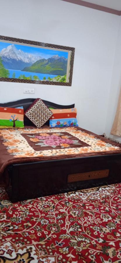 Bed and Breakfast Mir Manzil Srīnagar Exterior foto