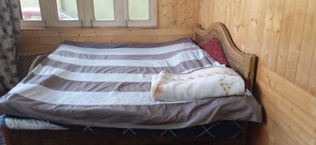 Bed and Breakfast Mir Manzil Srīnagar Exterior foto